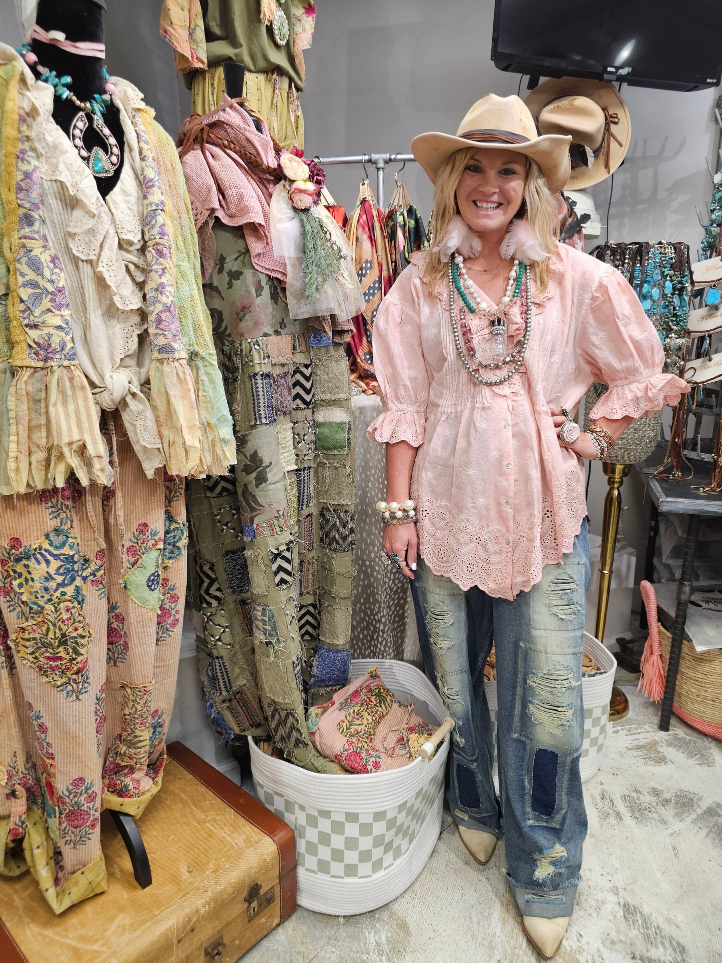 A RARE BIRD - Pink Eyelet Linen Top