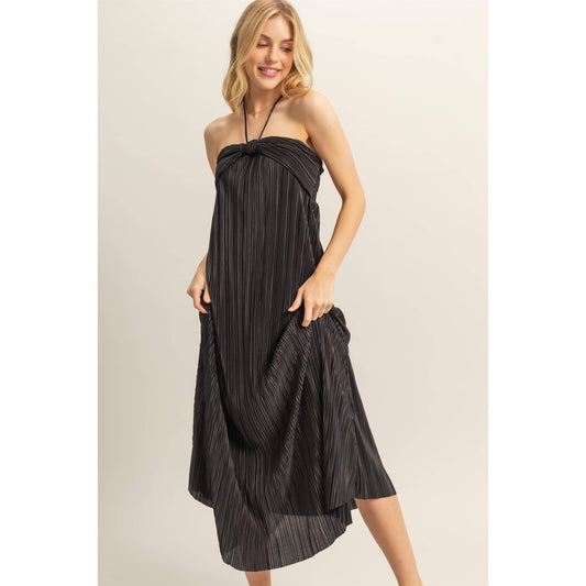 VERY J - Plisse Halter Neck Flowy Maxi Dress