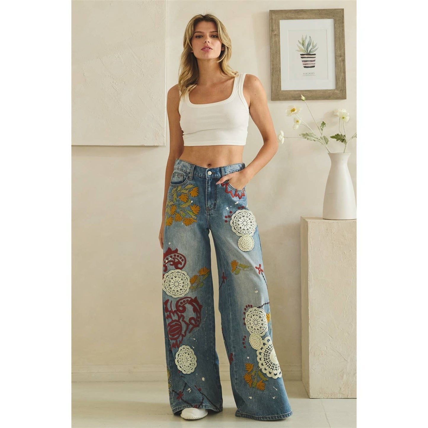 Oli & Hail - WASHED EMBROIDERY WIDE LEG DENIM PANTS