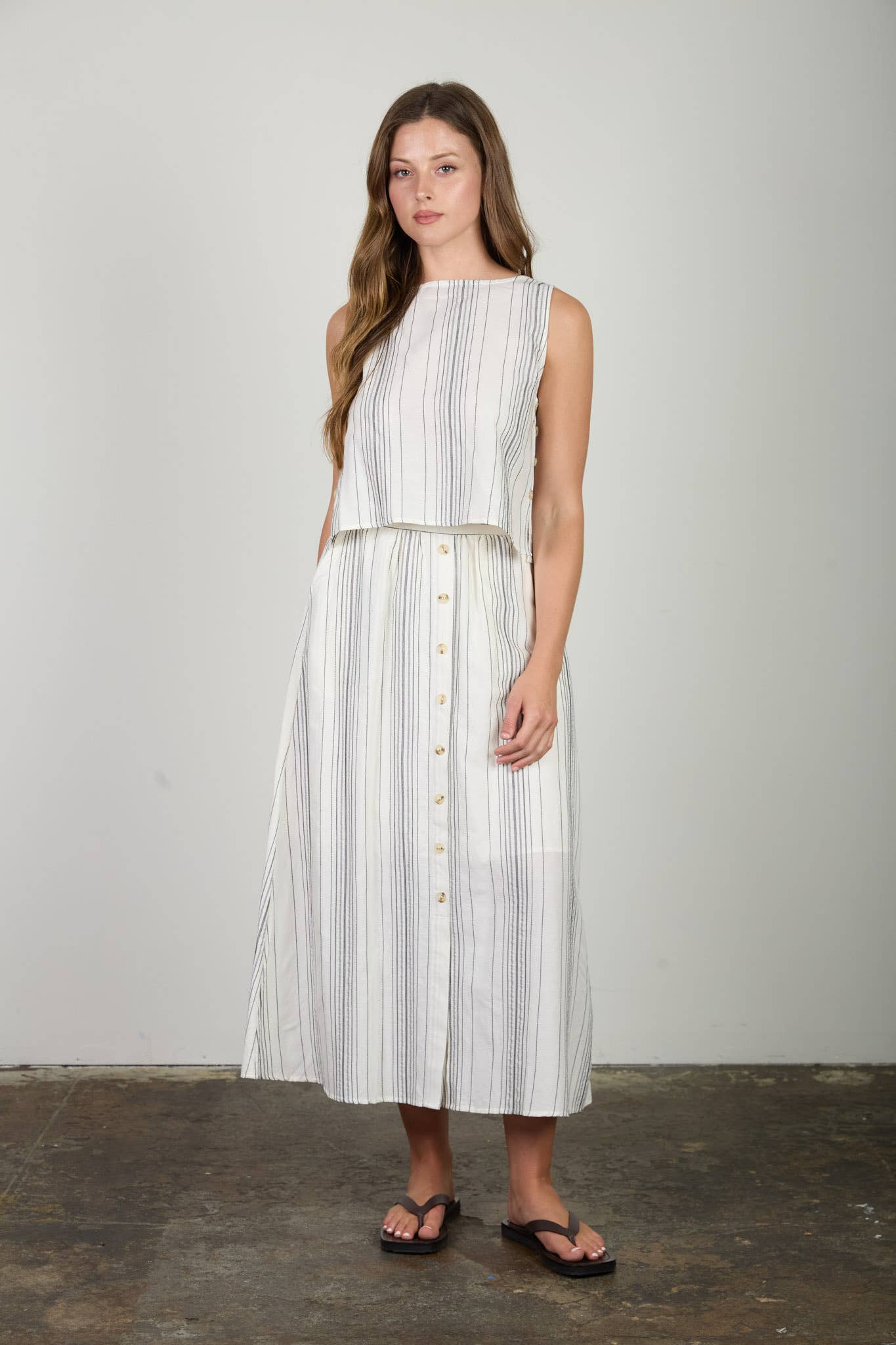 Blu Pepper - STRIPE SLEEVELESS SIDE BUTTON DETAIL TOP - 926 West