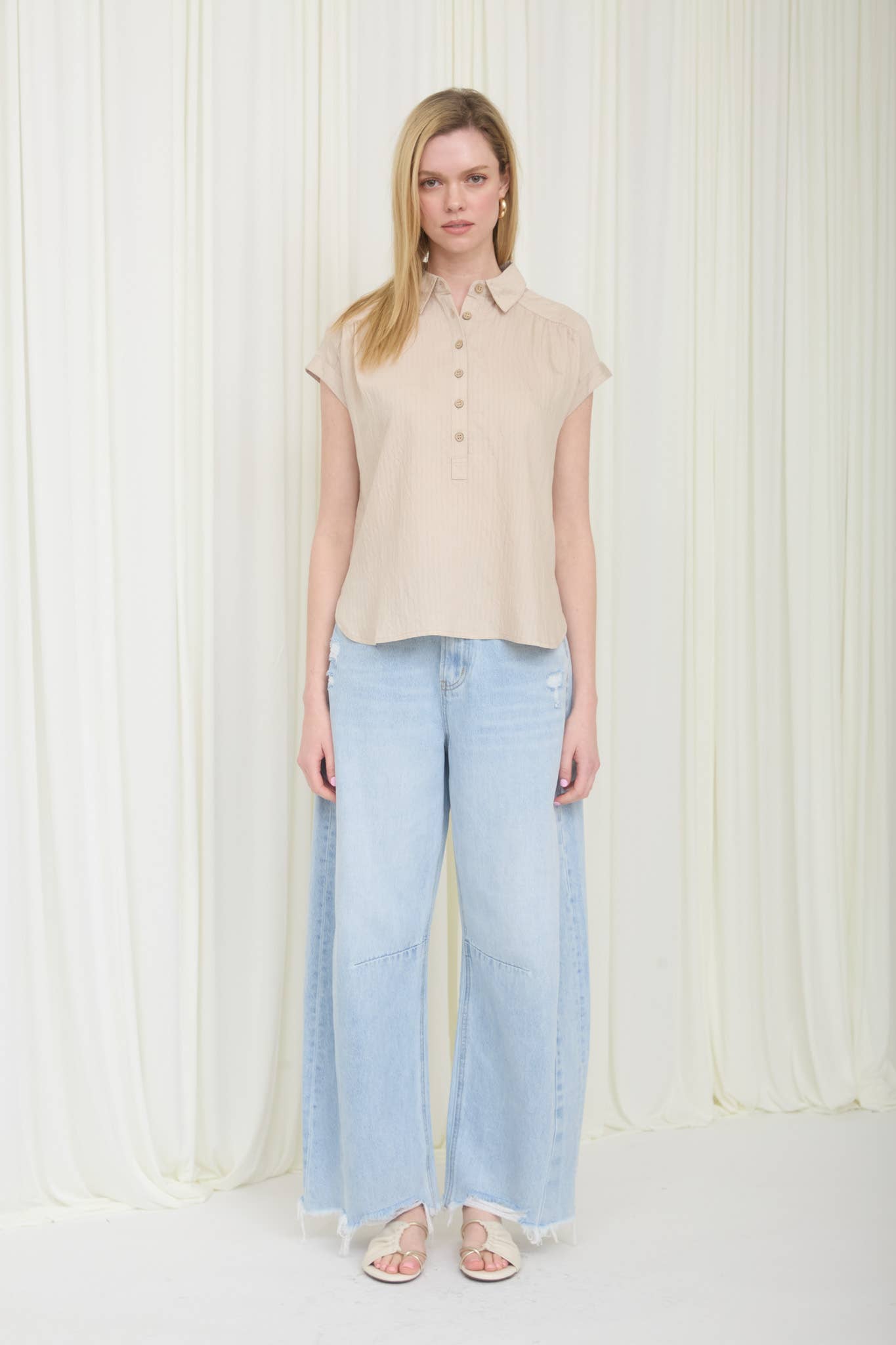 Blu Pepper - COLLARED HALF BUTTON RUCHED SHOULDER TOP