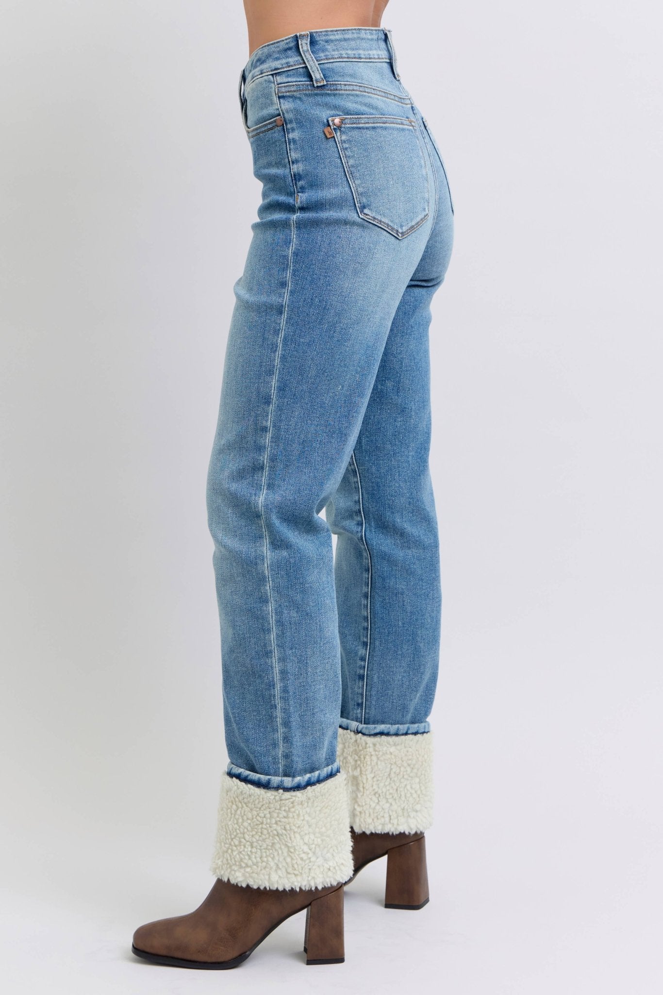 Judy Blue - High Waisted Shearling Cuff Straight - 926 West