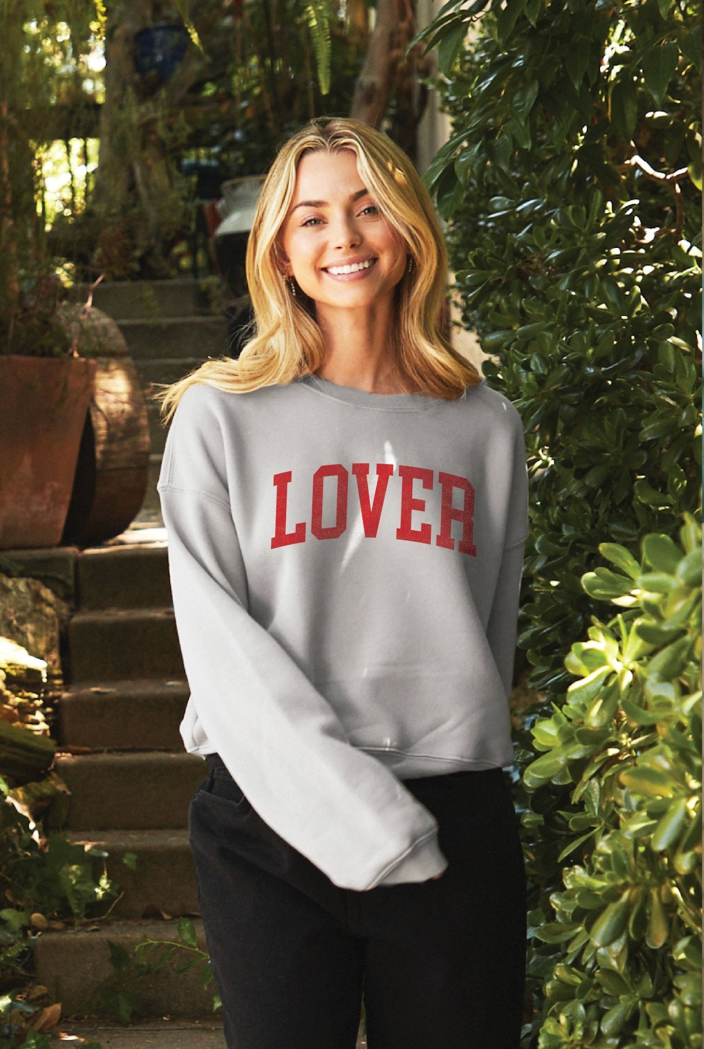 LOVER Mid Graphic Sweatshirt - 926 West