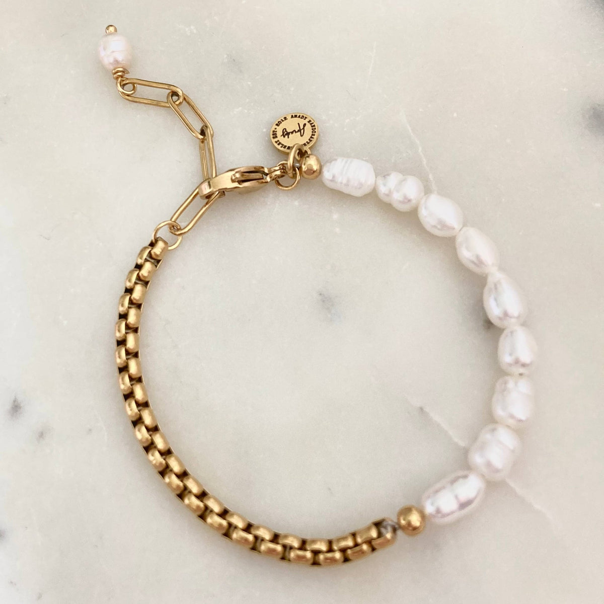Pearls Bracelet Gold plated box chain adjustable - 926 West