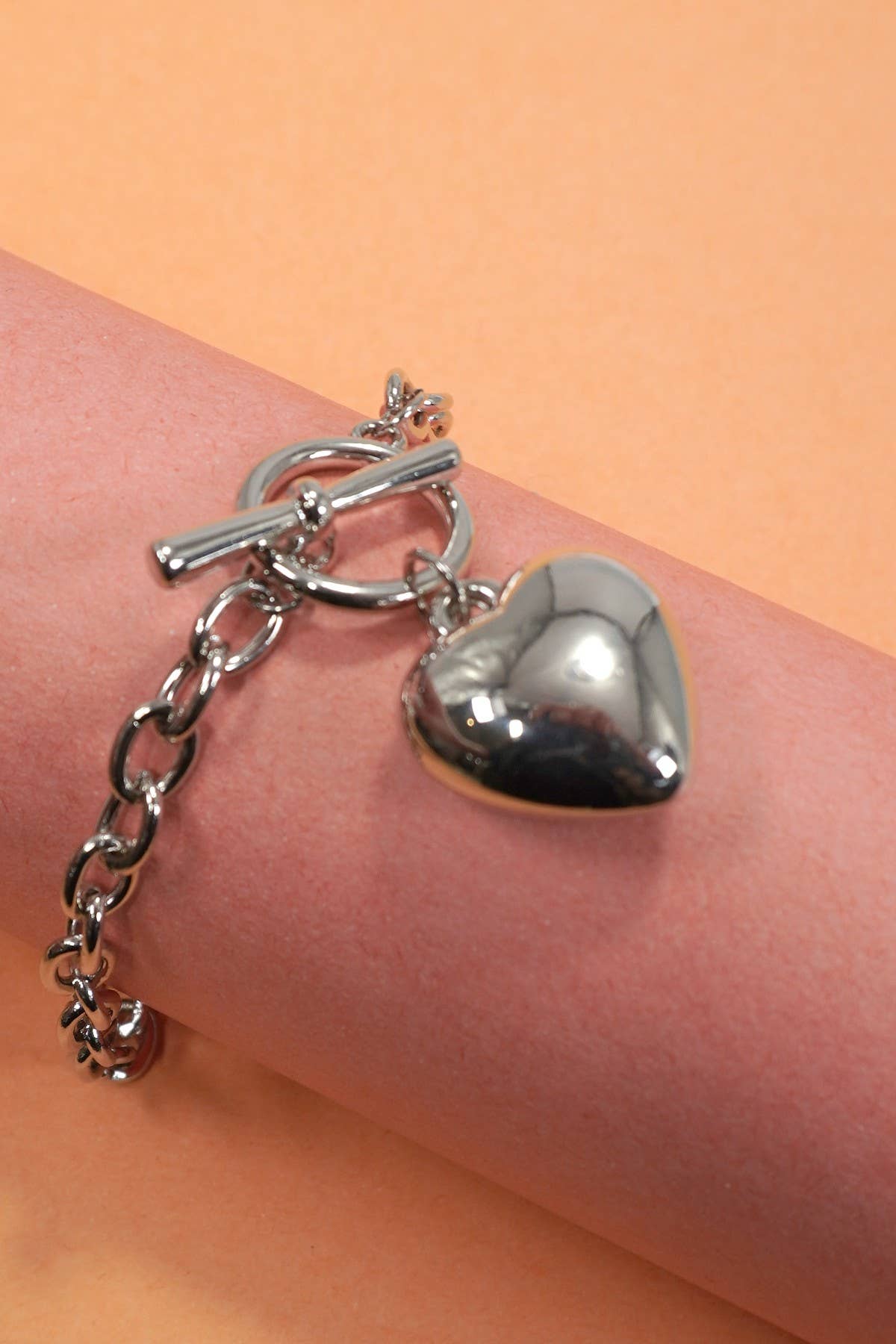 Puffy Heart Toggle Chain Bracelet - 926 West