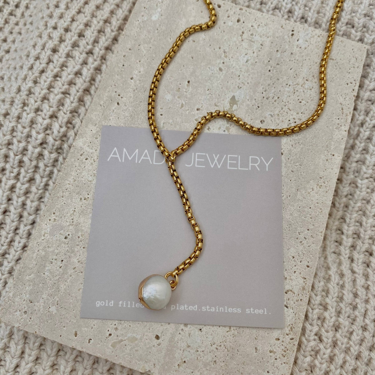 Single Pearl Lariat 18k gold plated stainless steel - 926 West